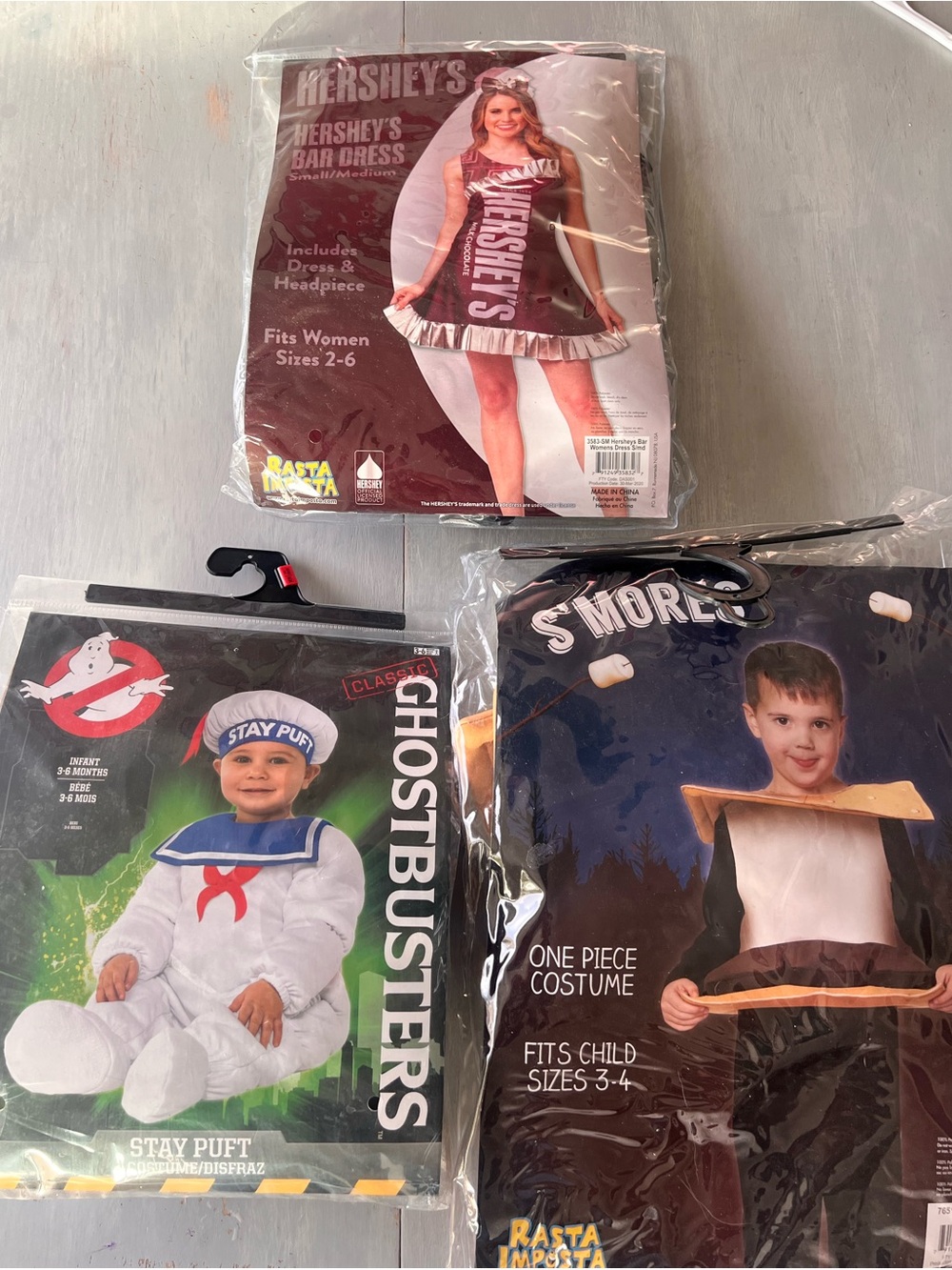 Family Halloween Costume – Hershey’s Bar, S’more & Stay Puft Marshmallow